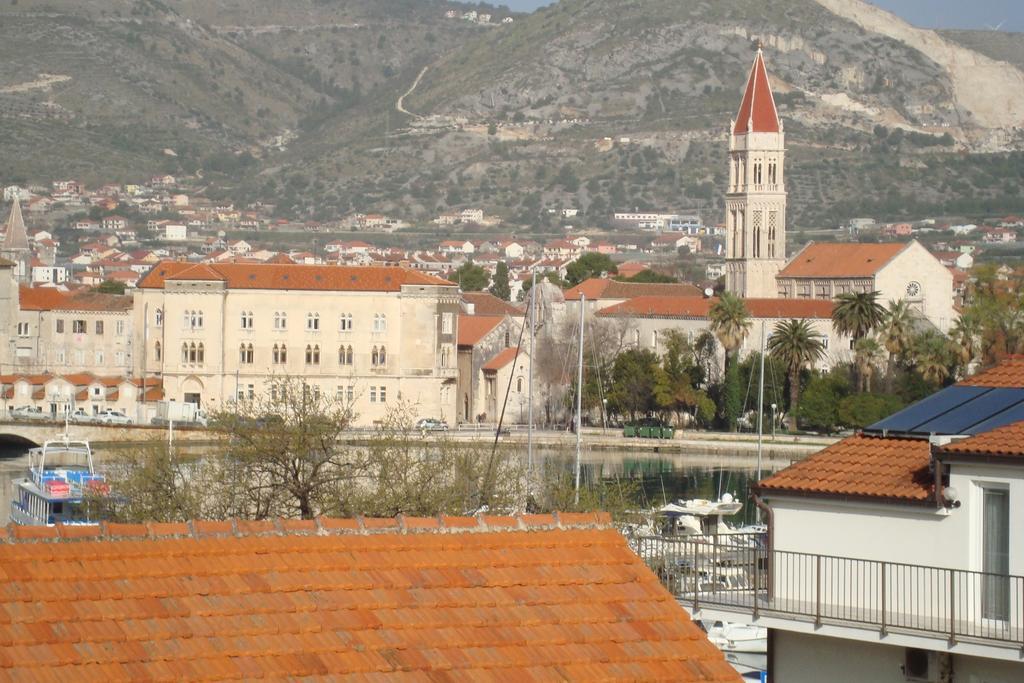 Apartments Bulicic Trogir Room photo