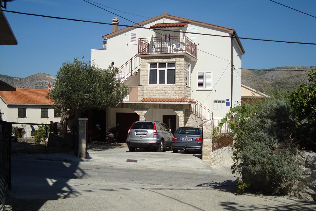 Apartments Bulicic Trogir Exterior photo